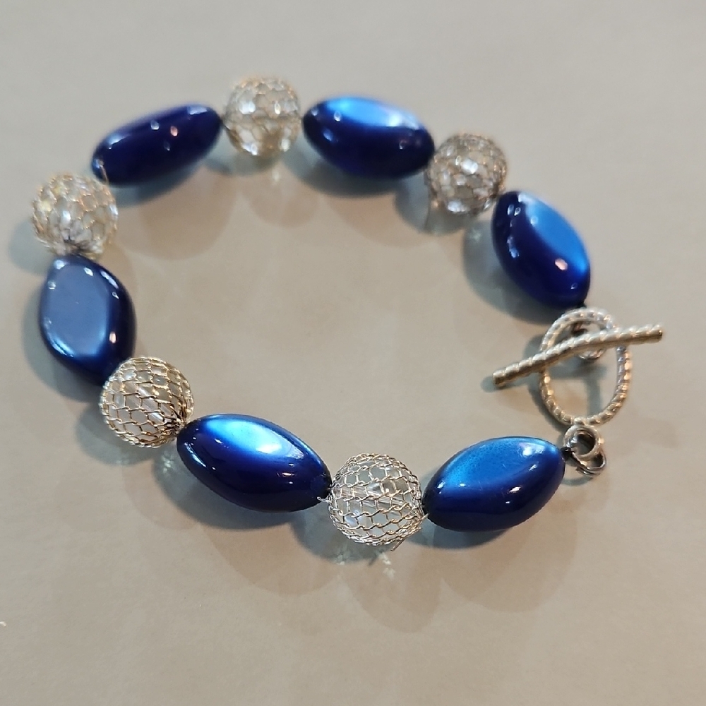 Shimmering Blue and Silver Bracelet Hand Crafted 7 Inches